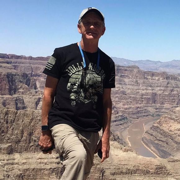 Meet your Posher, Roger - Picture 1 of 1